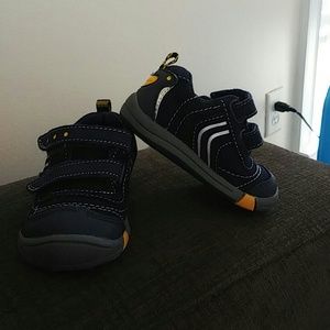 Size 4 Toddler Sneakers